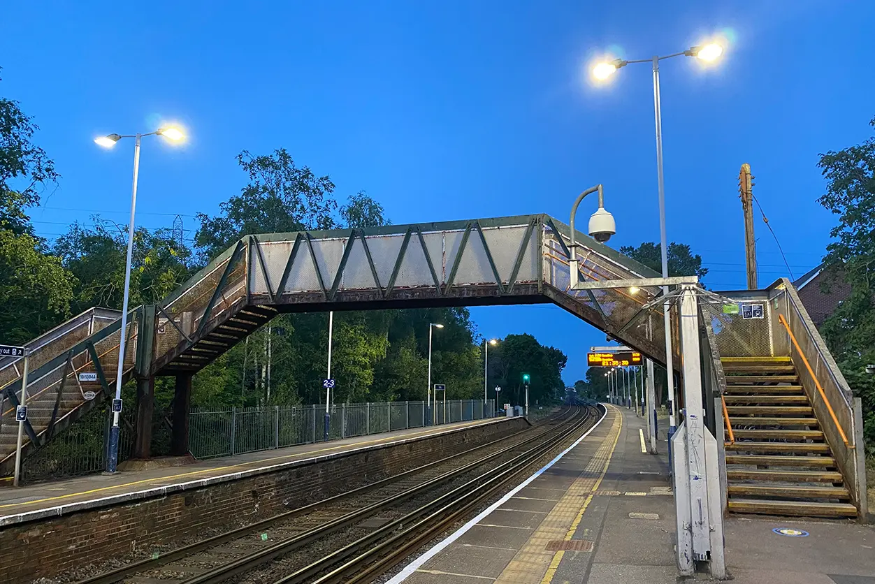Open footbridges